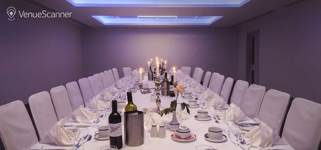 Langham Court Hotel, Langham Suite photo #3