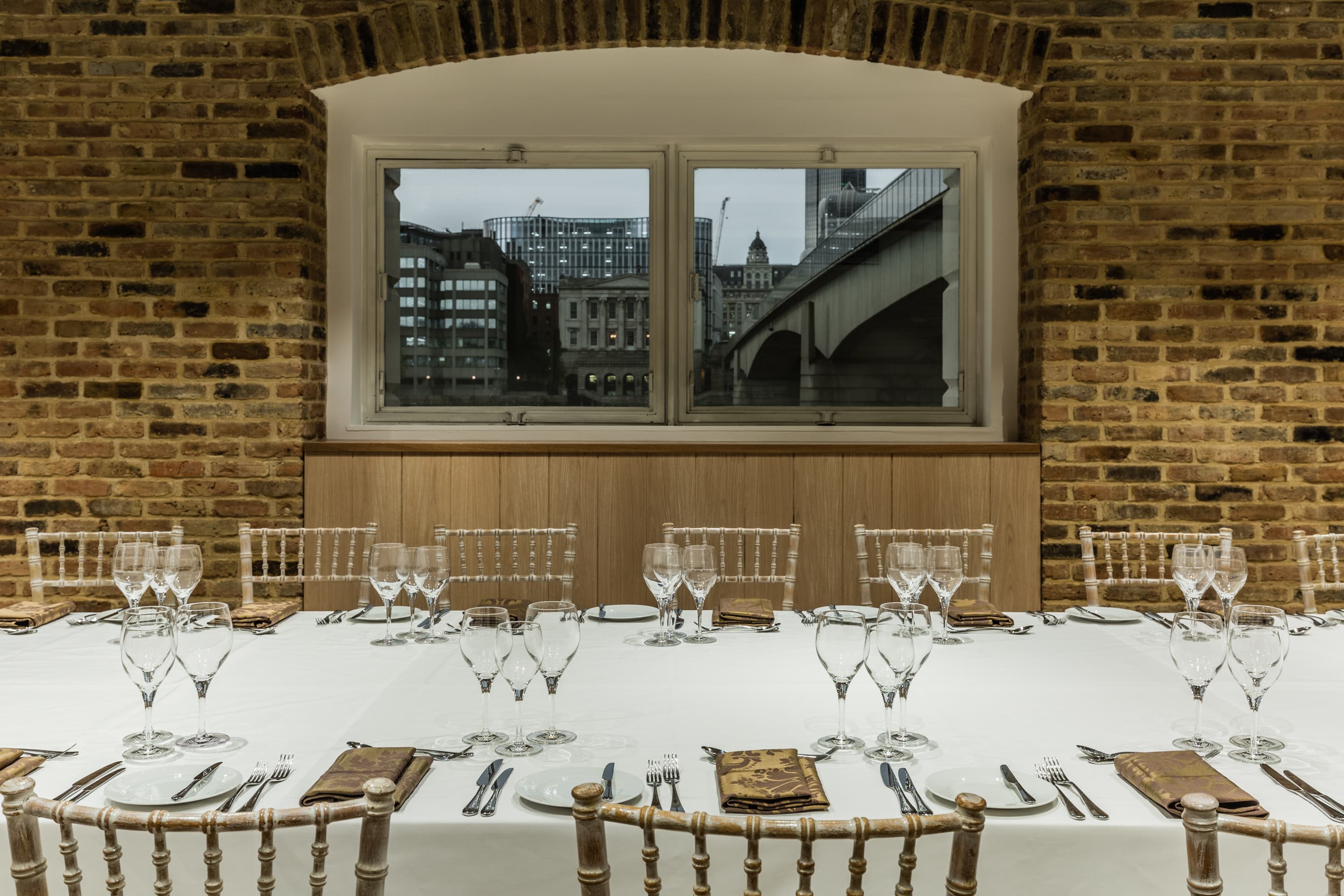 How Venues Can Increase Midweek Bookings