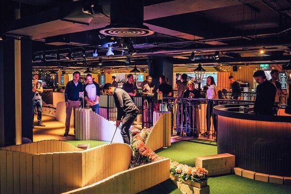 Swingers West End venue golf