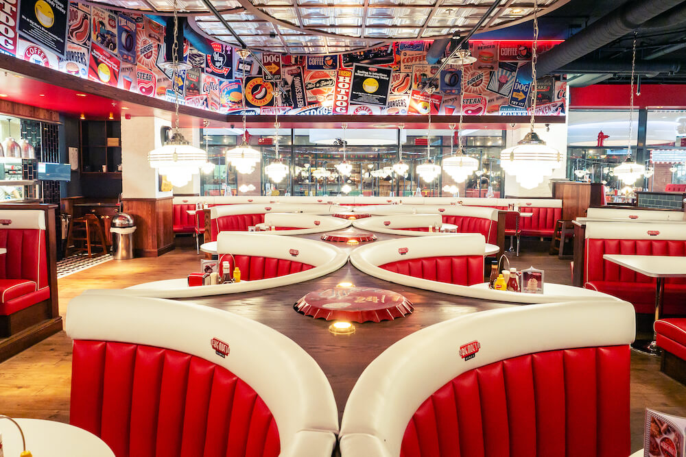 Big moe's American diner venue